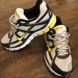 Nike Livestrong Pegasus Running Shoes
